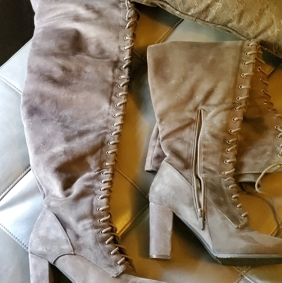 Boots - Picture 2 of 3